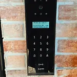 Mega Rossa Апартаменти Бухарест