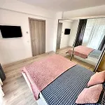 Mega Rossa Apartment *