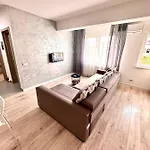 Mega Rossa Apartment *