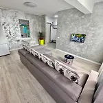 Mega Rossa Apartment *