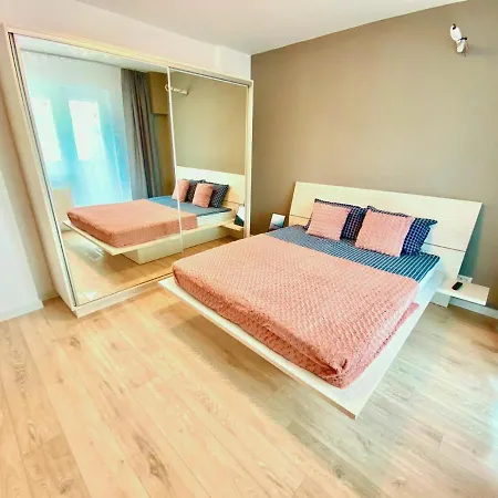 Apartament Mega Rossa *