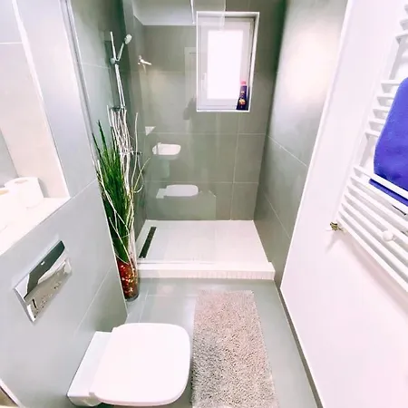 Mega Rossa * Bucharest