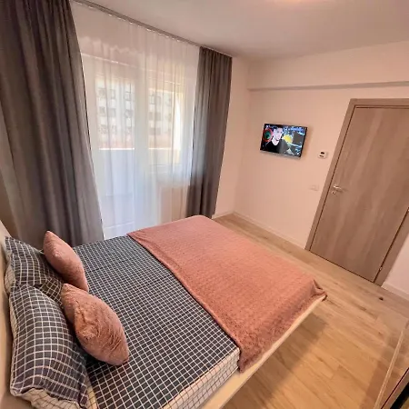 Mega Rossa Apartment