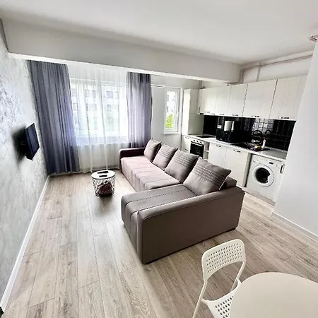 Mega Rossa Apartment