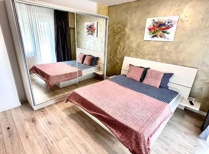 Apartment Mega Rossa