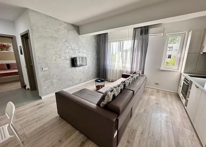 公寓 Mega Rossa 布加勒斯特